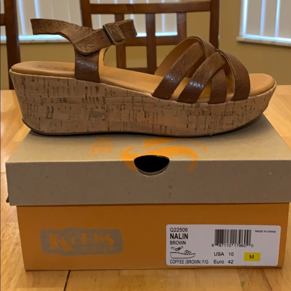 Women's wedge sandal